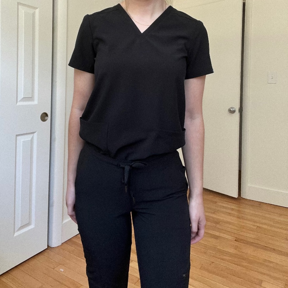 ADAR Addition women’s scrub set